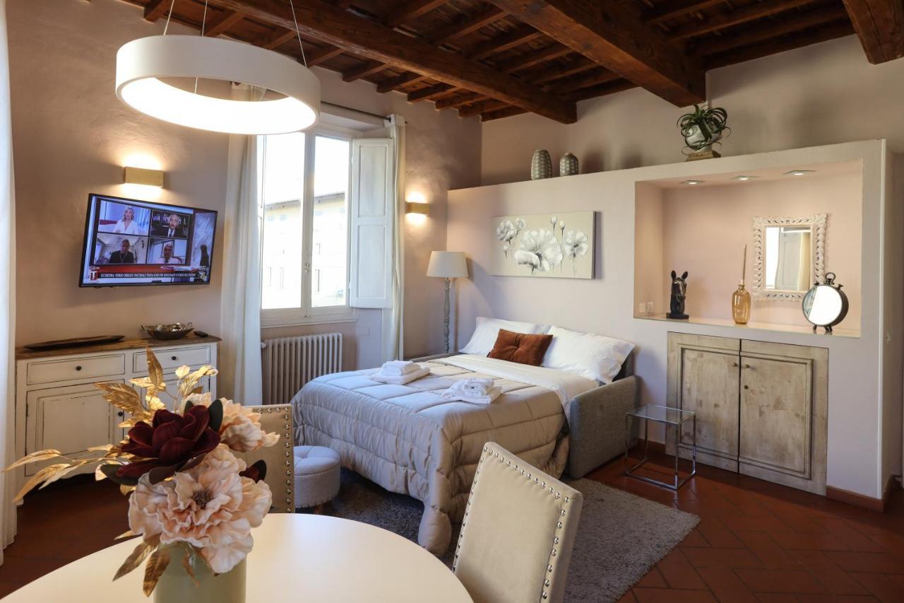 Appartement Santo Spirito - Elegante In Pieno Centro Florence